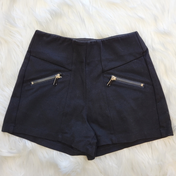 Ci Sono knit collection shorts elastic waistband faux front zipper - Picture 1 of 5